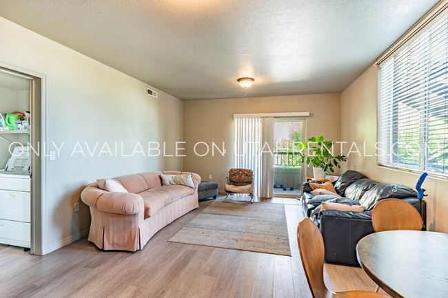 Photo - 859 E 620 N St