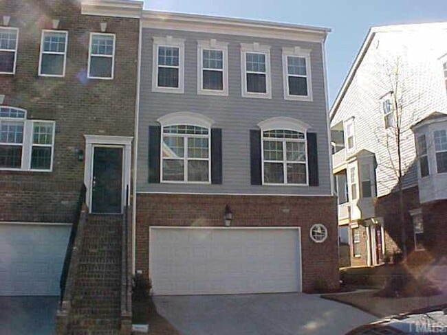 Building Photo - 3513 Edgemont Dr