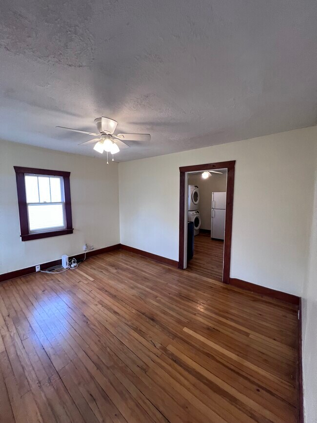 Photo - 5202 Dakota Ave