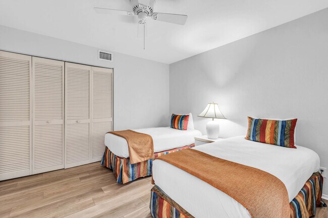 Photo - 600 Neapolitan Way Unidad SI FL1-ID1073530P