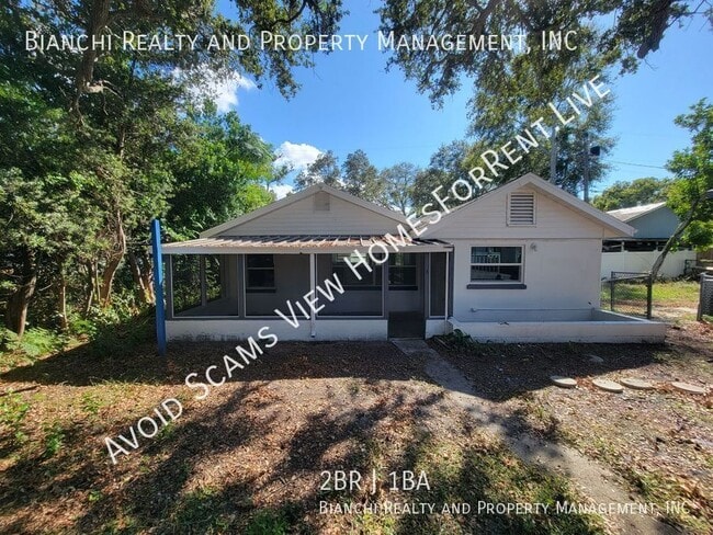 Building Photo - 1225 1/2 Bermuda St-