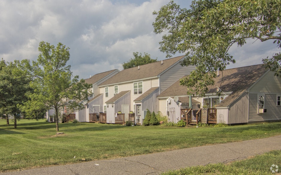 Osprey Landing Apartments For Rent in Portsmouth, NH