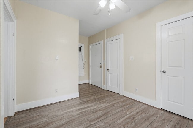 Photo - 4201 Woodleigh St Unit 3