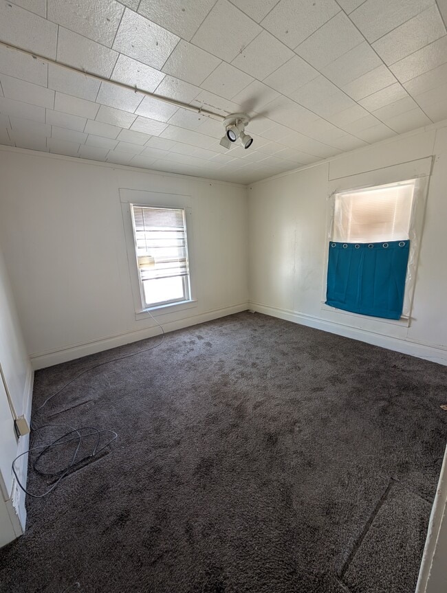 Photo - 138 N Main St Unit Back