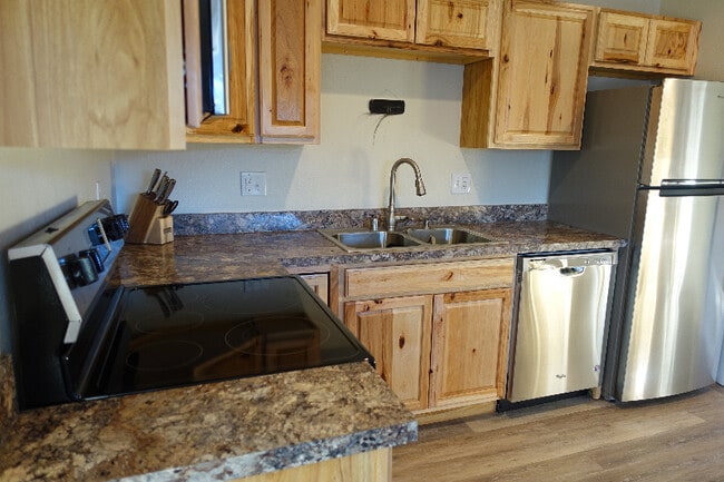 Photo - 248 Zappa Pl Unit C