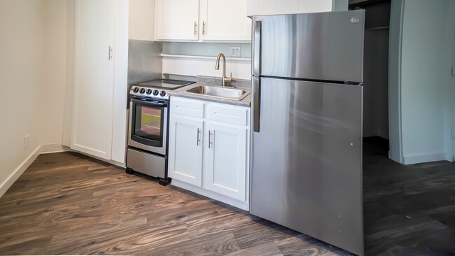 Building Photo - 1821 Lincoln Ave Unit 313 Rental