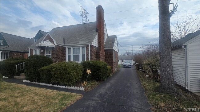 Photo - 1 Cresthaven Dr