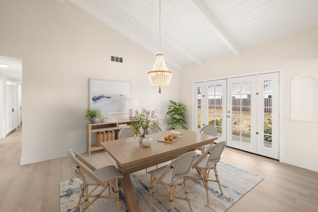Photo - 4927 Oceanaire St