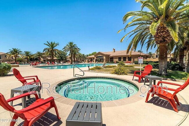 Photo - 1367 S Country Club Dr