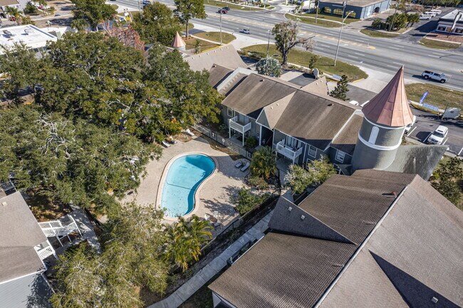 Photo - Foxcroft Apartments