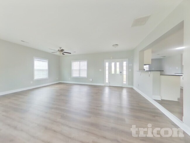 Photo - 5150 Wolfe Dr