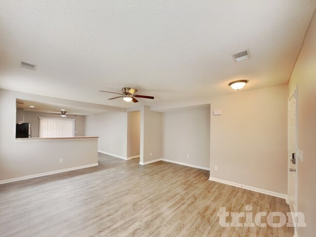 Photo - 217 Wild Olive Dr