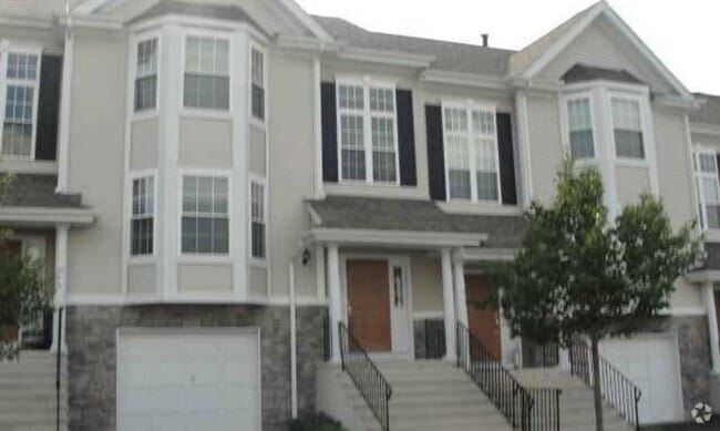 Building Photo - 1903 Briar Woods Ln Rental