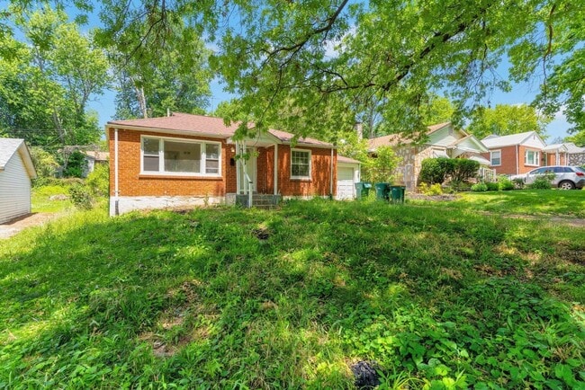 Photo - 8135 Bloom Dr