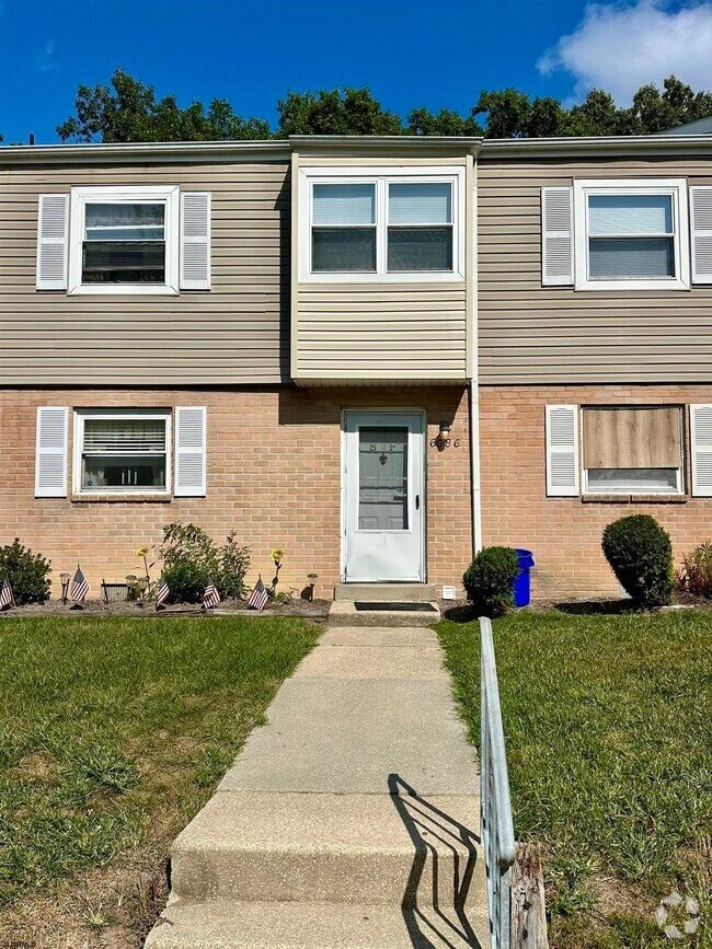 Building Photo - 6086 Hoover Dr Unit 6086 Rental