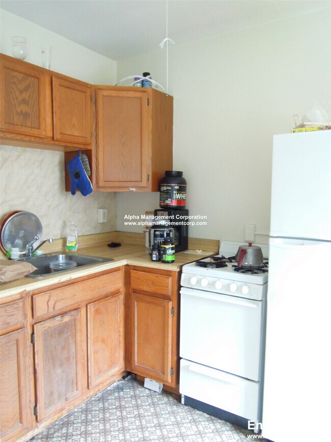 Photo - 349 Pleasant St Unit B1-25