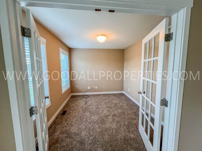 Photo - Beautiful 4 Bedroom, 2.5 Bathroom Home in Ankeny
