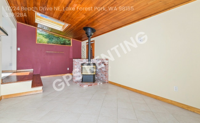 Photo - 17224 Beach Dr NE