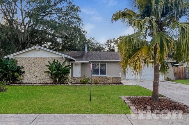 Building Photo - 2218 Village Ct