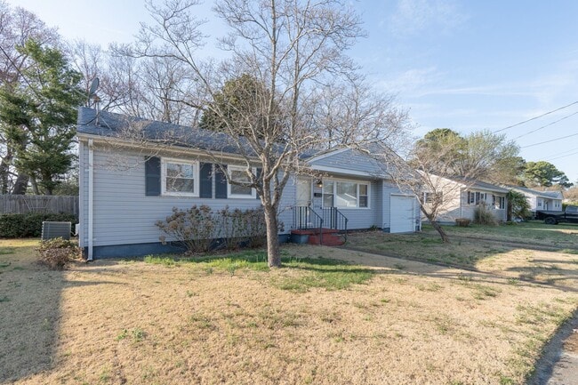 Photo - MOVE IN READY 4-bedroom Ranch home nestled in the Heart of Norfolk!