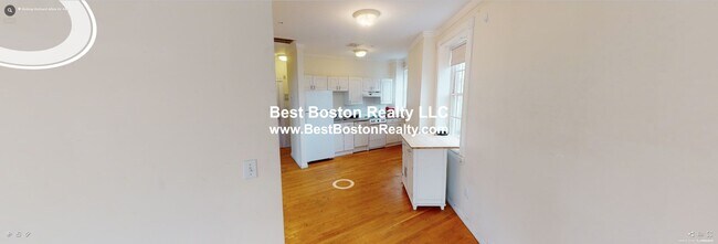 Photo - 4 Bishop Allen Dr Unit 2