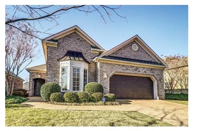 Building Photo - 4912 Parkcrest Ct