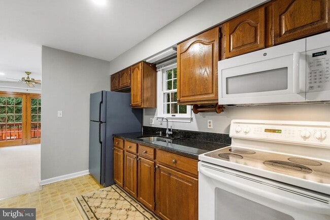 Photo - 9201 Beachway Ln