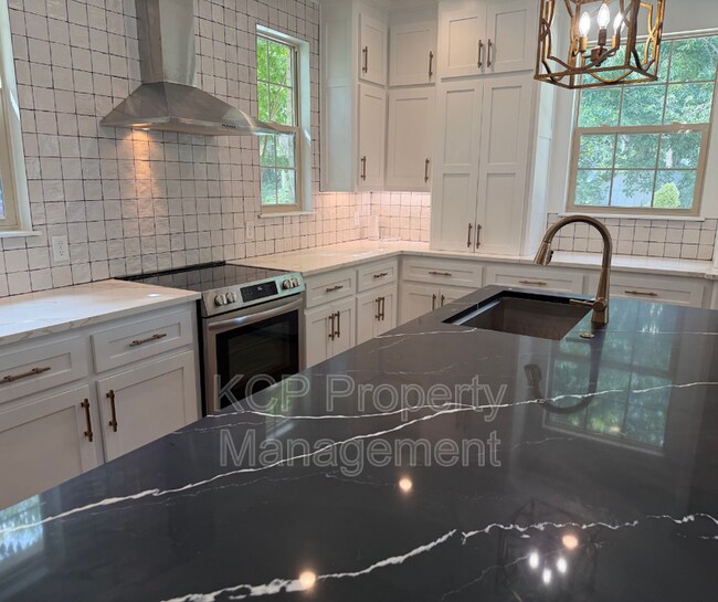 Photo - 1813 Garland Ave