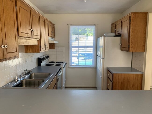 Photo - 277 Lakeview Dr Unit Apt #104
