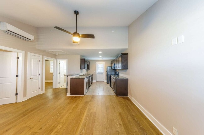 Photo - Renovated 2 Bed in Elizabeth Park for Lease!