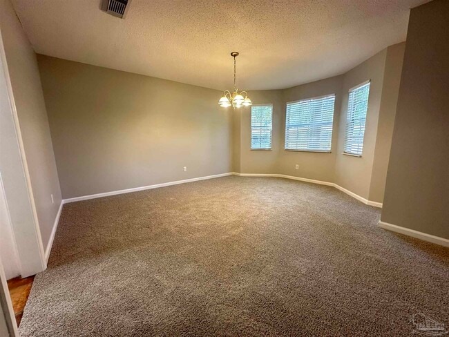 Photo - 3202 Swan Ln