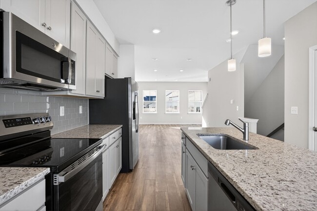 Photo - 23 Short Br Dr