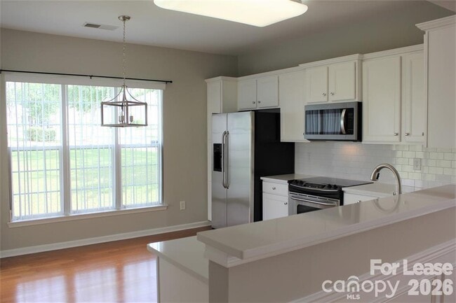 Photo - 17534 Hawks View Dr