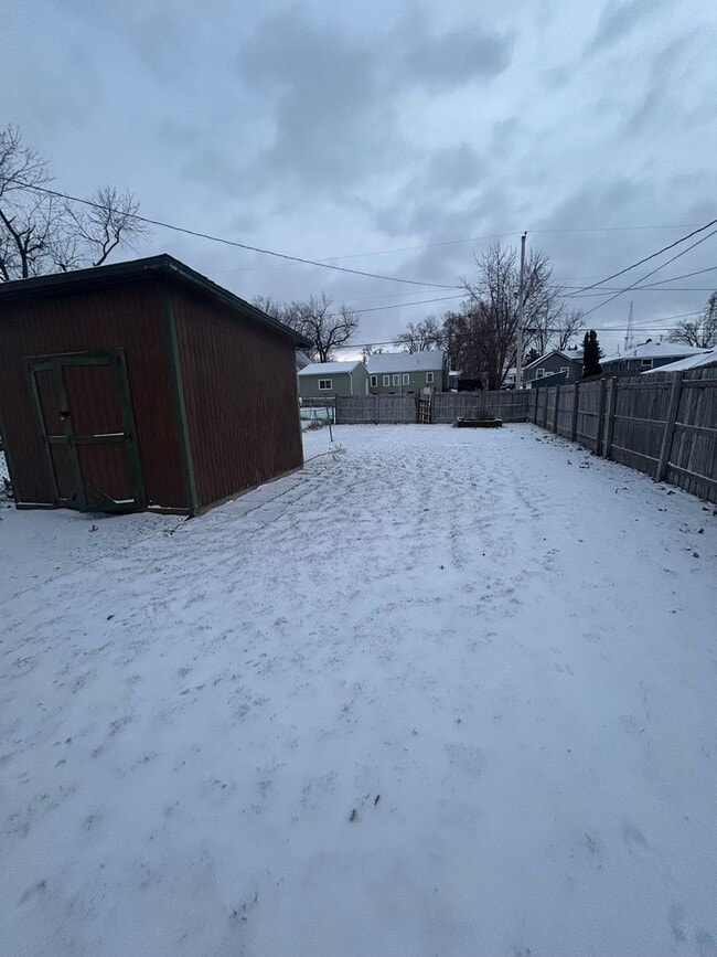 Photo - 941 20th Ave SW