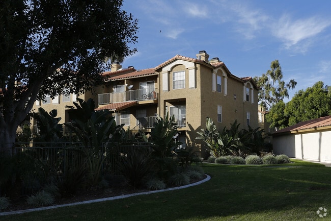 Siena Apartments