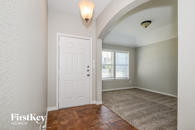 Photo - 1309 Honeywood Ln