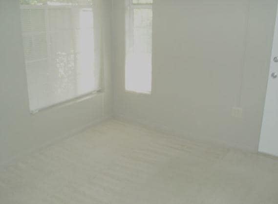 Photo - 825 Harris Ave