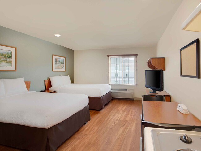 Furnished Studio-Mobile - I-65