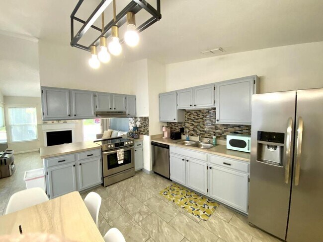 Photo - 10027 Birch Field Dr