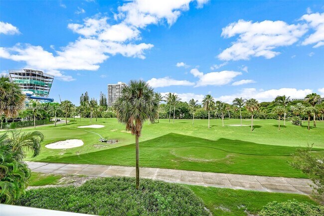 Photo - 20335 W Country Club Dr Unidad 2005