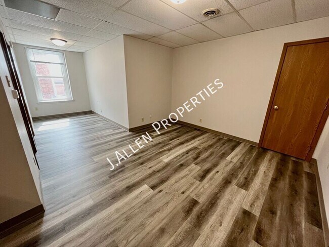 Photo - Charming 1-Bed, 1-Bath Apartment in the He... Unit 10