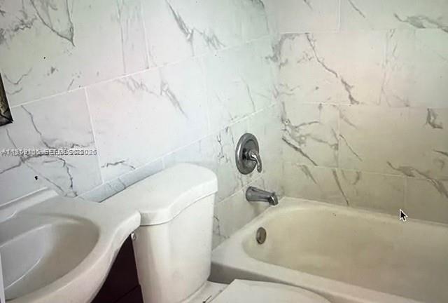 Photo - 1704 SW 43rd Ave