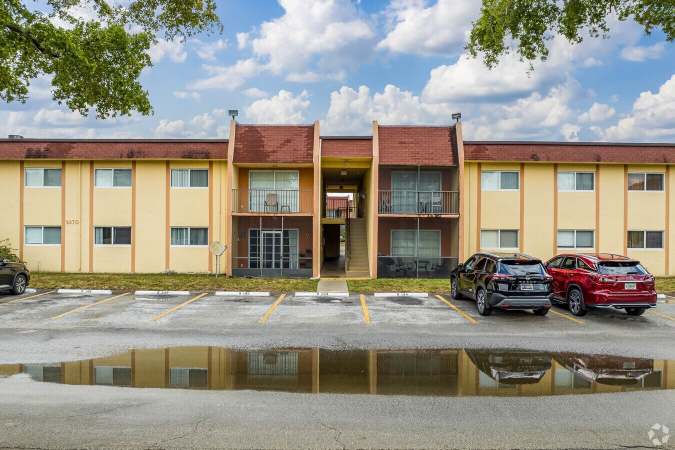 Photo - 2910-2946 NW 55th Ave