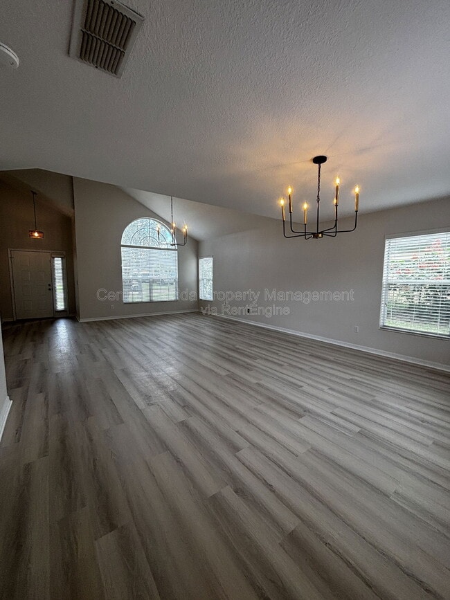 Photo - 2228 Albion Ave
