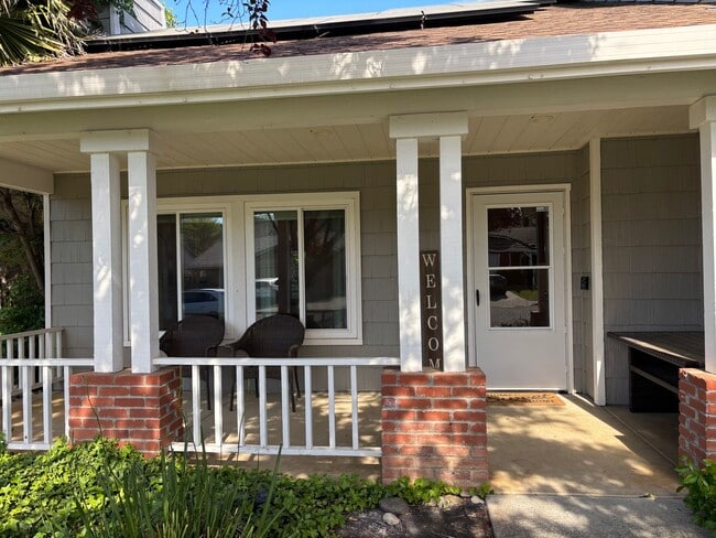 Photo - 879 Fall River Trail