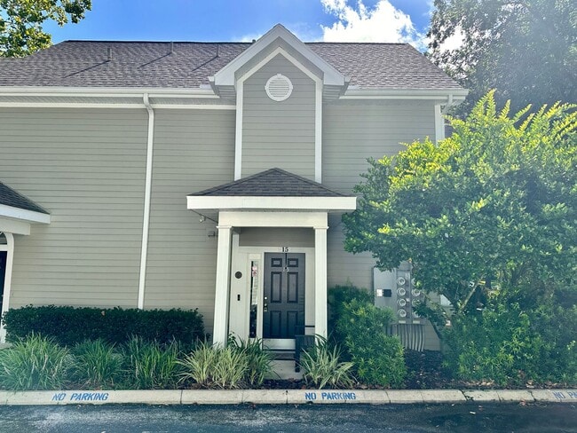 Building Photo - 1 bedroom unit at The Links in Haile Plant... Rental