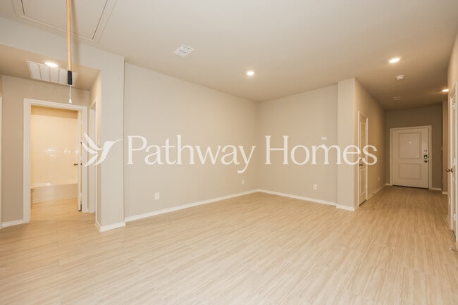 Photo - 8520 Hollymead Ln