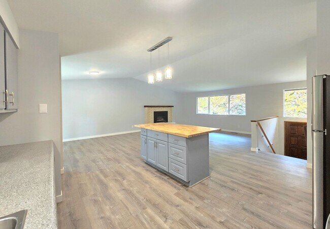 Photo - 4 Bedroom 3 Bath in Lake Forest Park