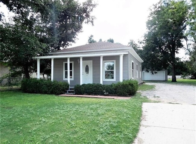 Photo - Charming 2-Bedroom Home on 4 Acres