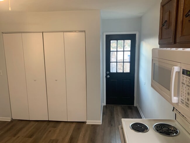 Photo - 3030 Wilson Rd